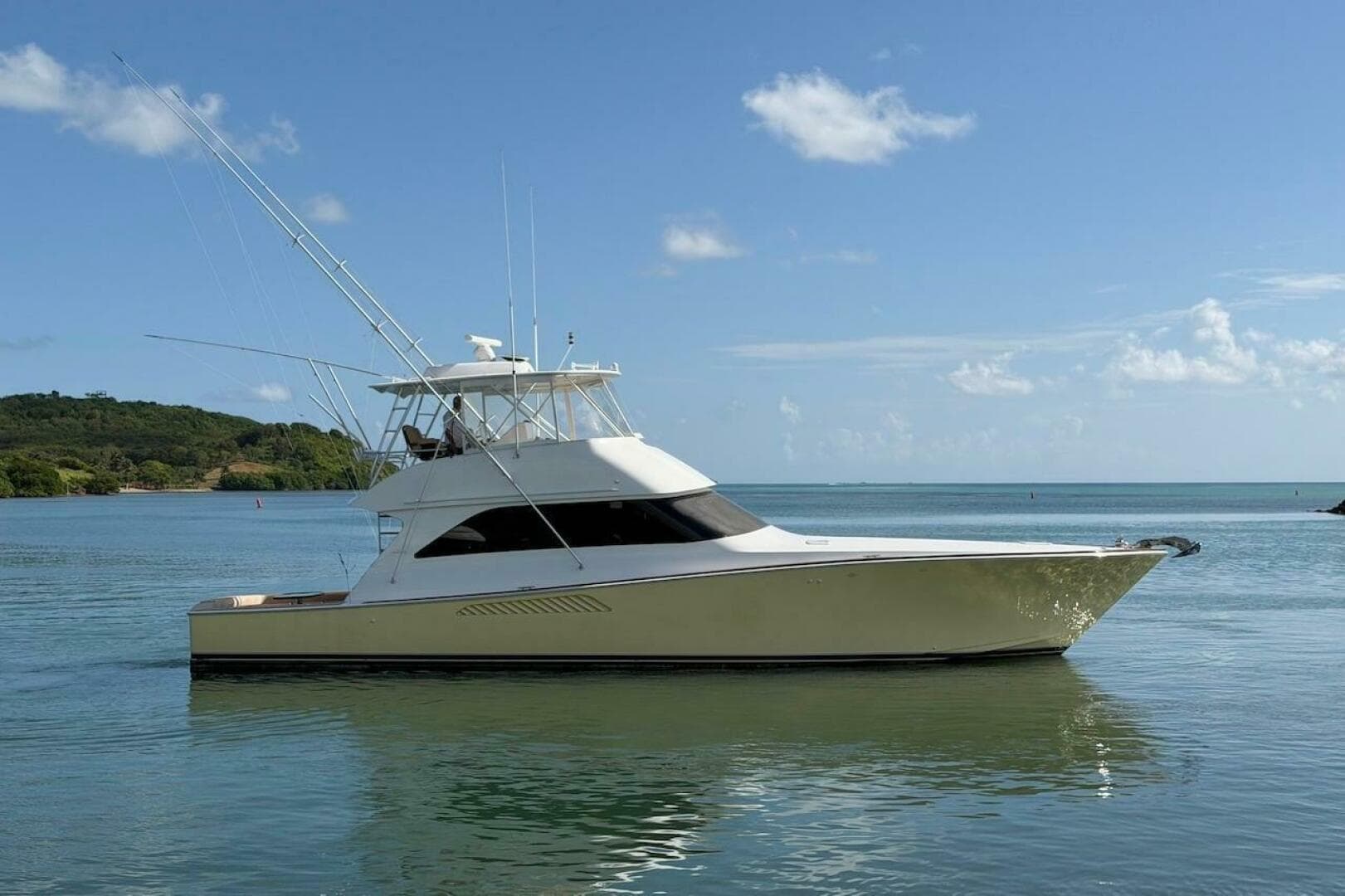 2004 Viking 56 Convertible — photo 1