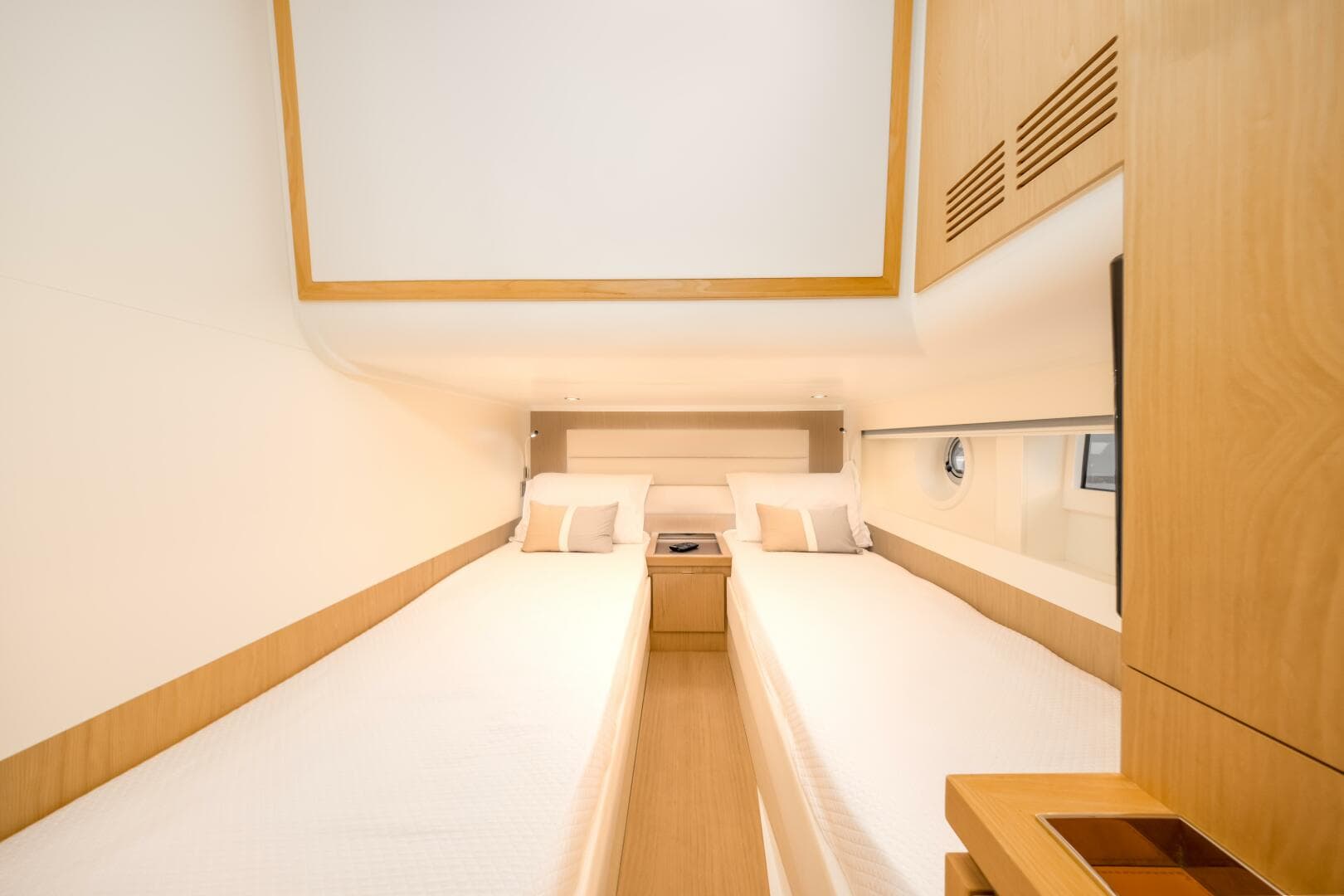 2021 Solaris 48 Open — photo 36