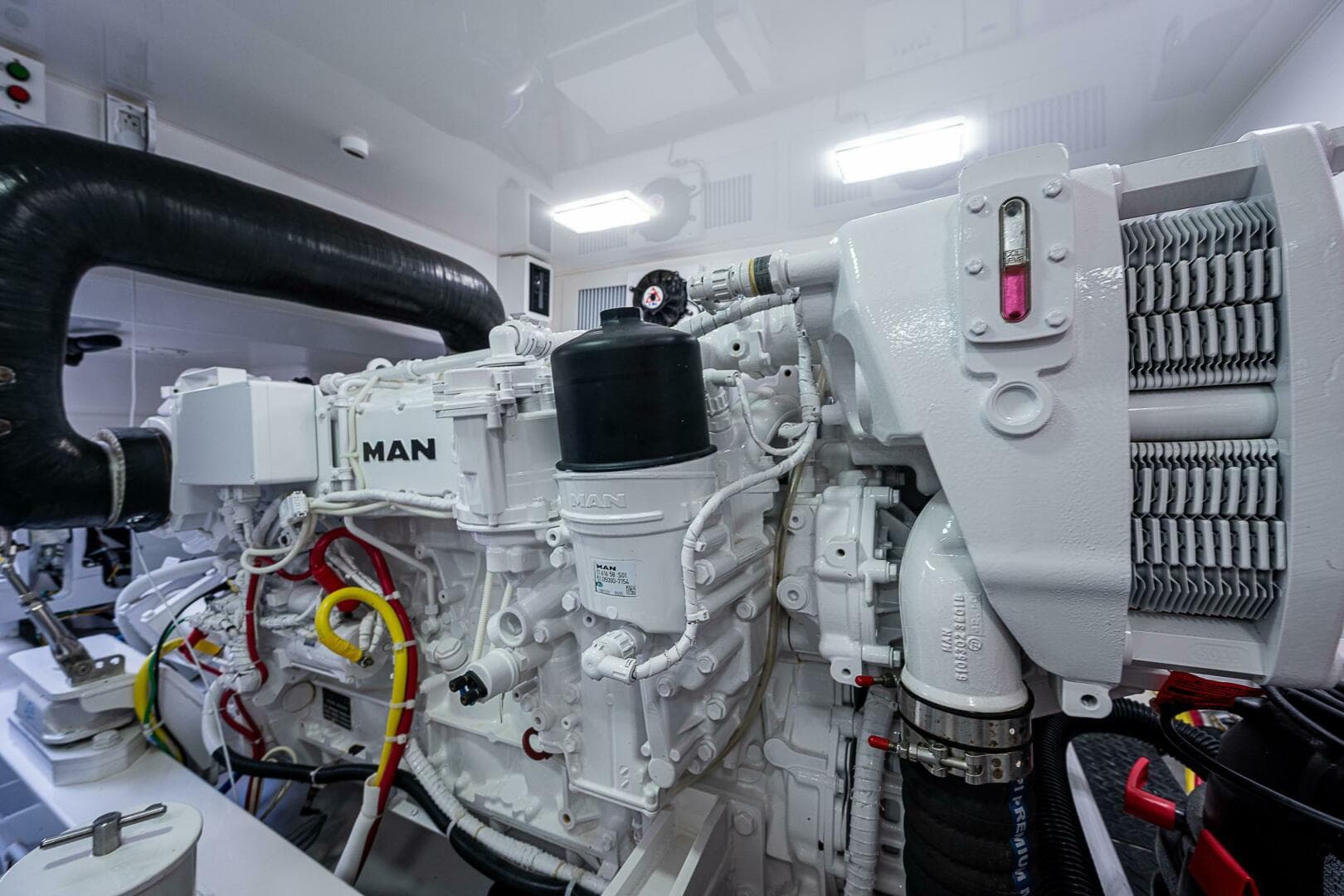 2021 Viking 44 Open — photo 27