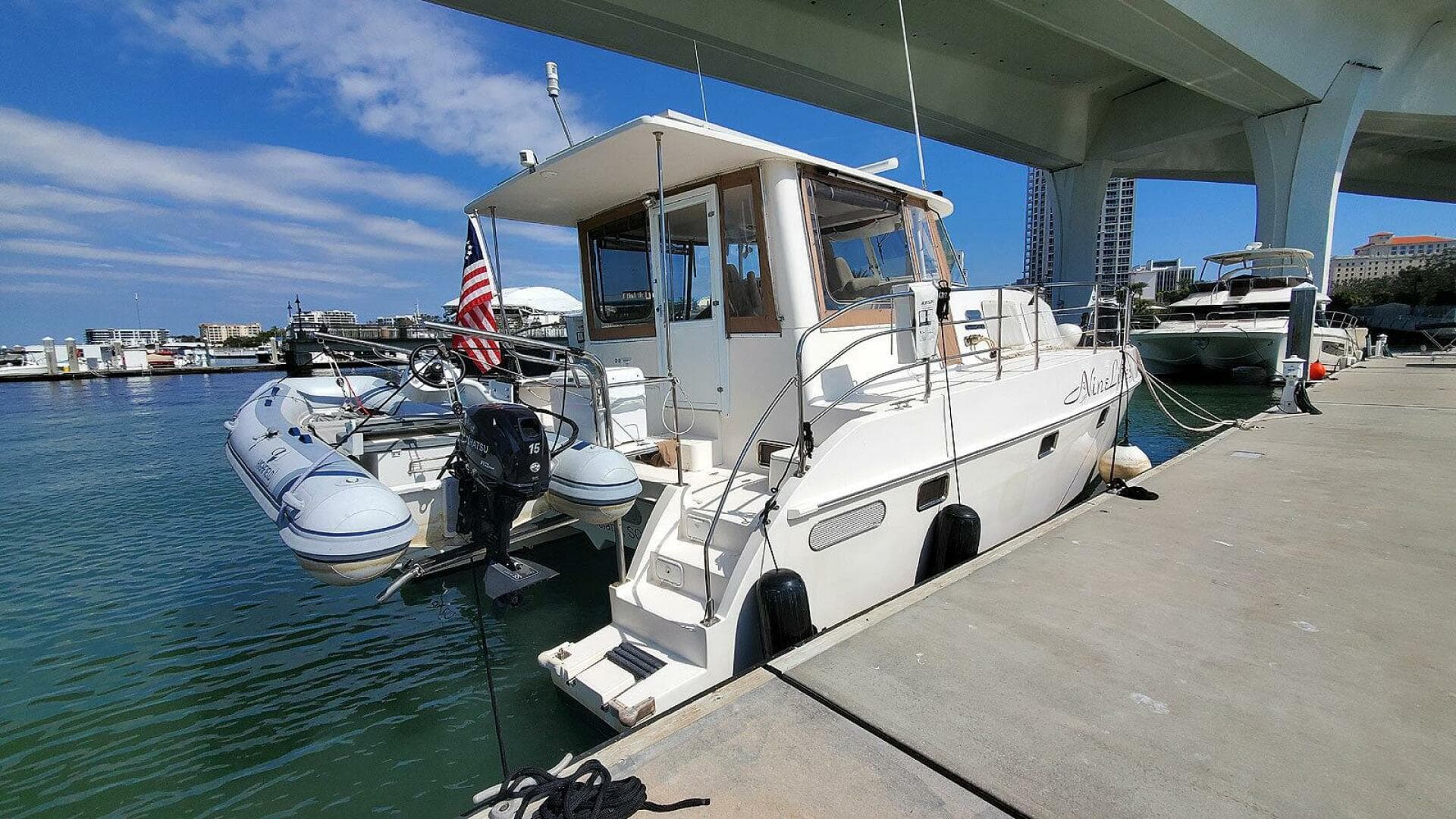 2012 Endeavour Catamaran — photo 4