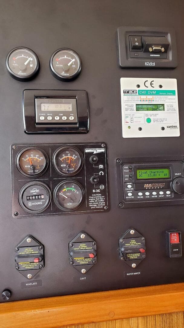 2012 Endeavour Catamaran — photo 58