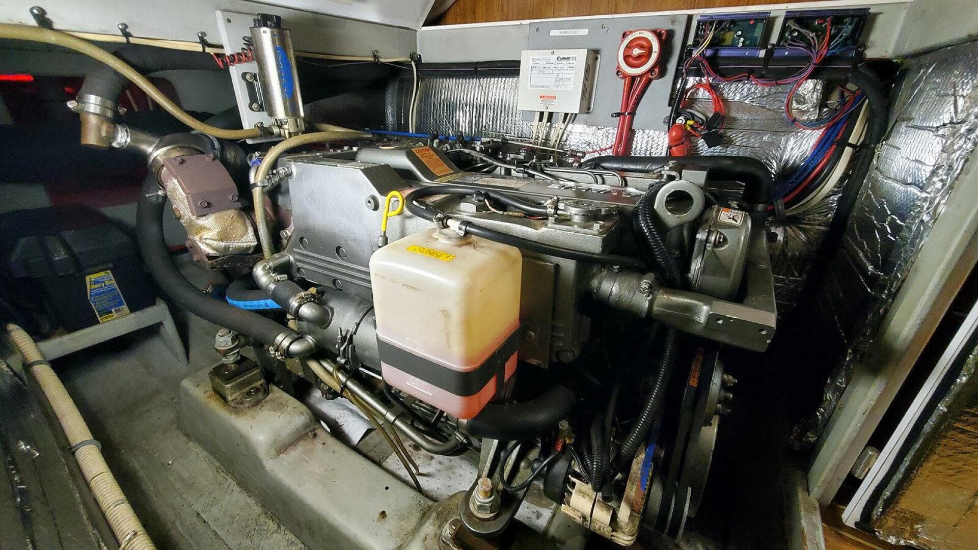 2012 Endeavour Catamaran — photo 38