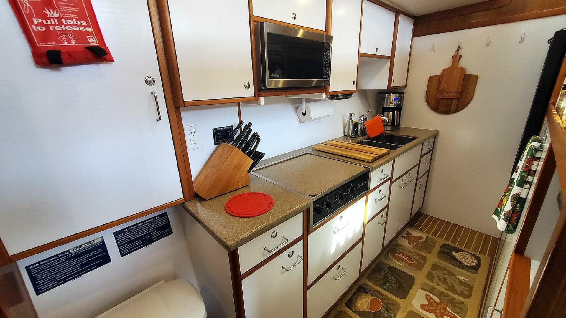 2012 Endeavour Catamaran — photo 19