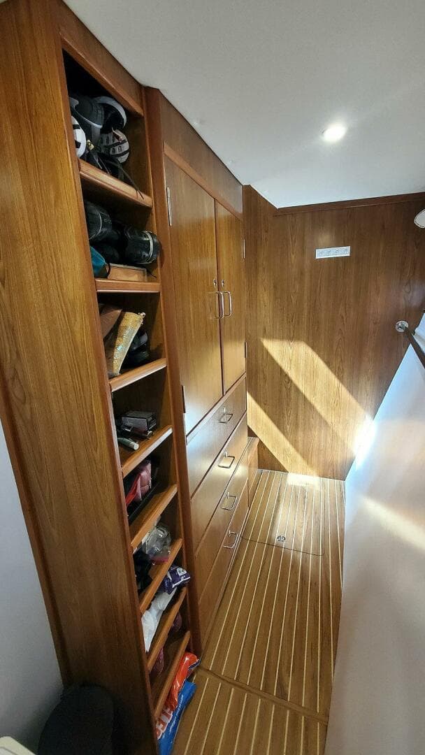 2012 Endeavour Catamaran — photo 34