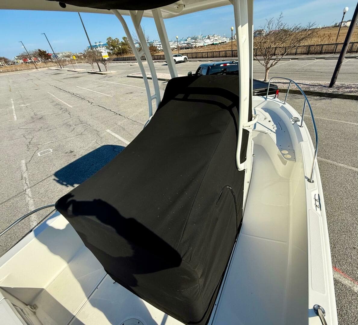 2020 Boston Whaler 210 Dauntless — photo 19