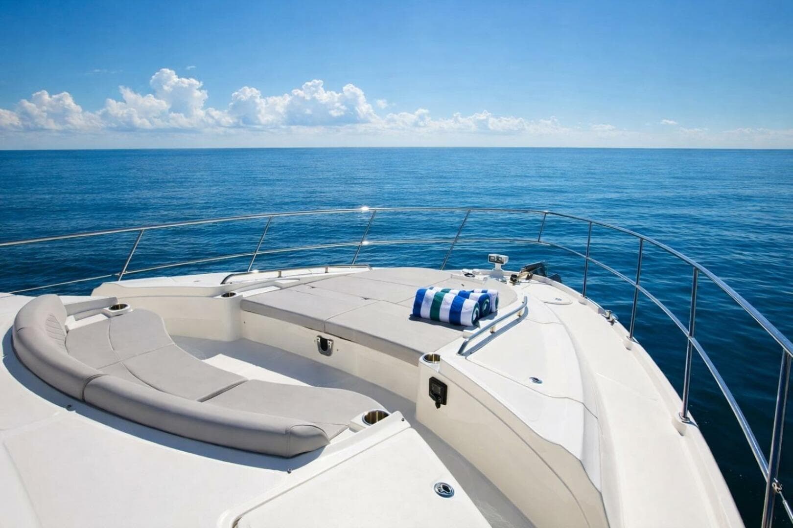 2018 Sea Ray L650 Fly — photo 6