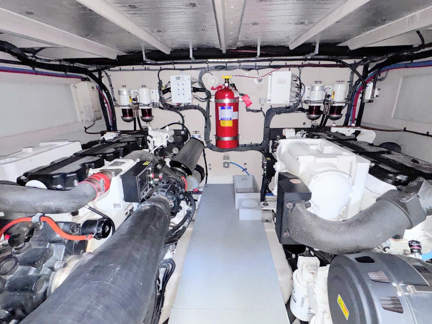 2018 Sea Ray L650 Fly — photo 51