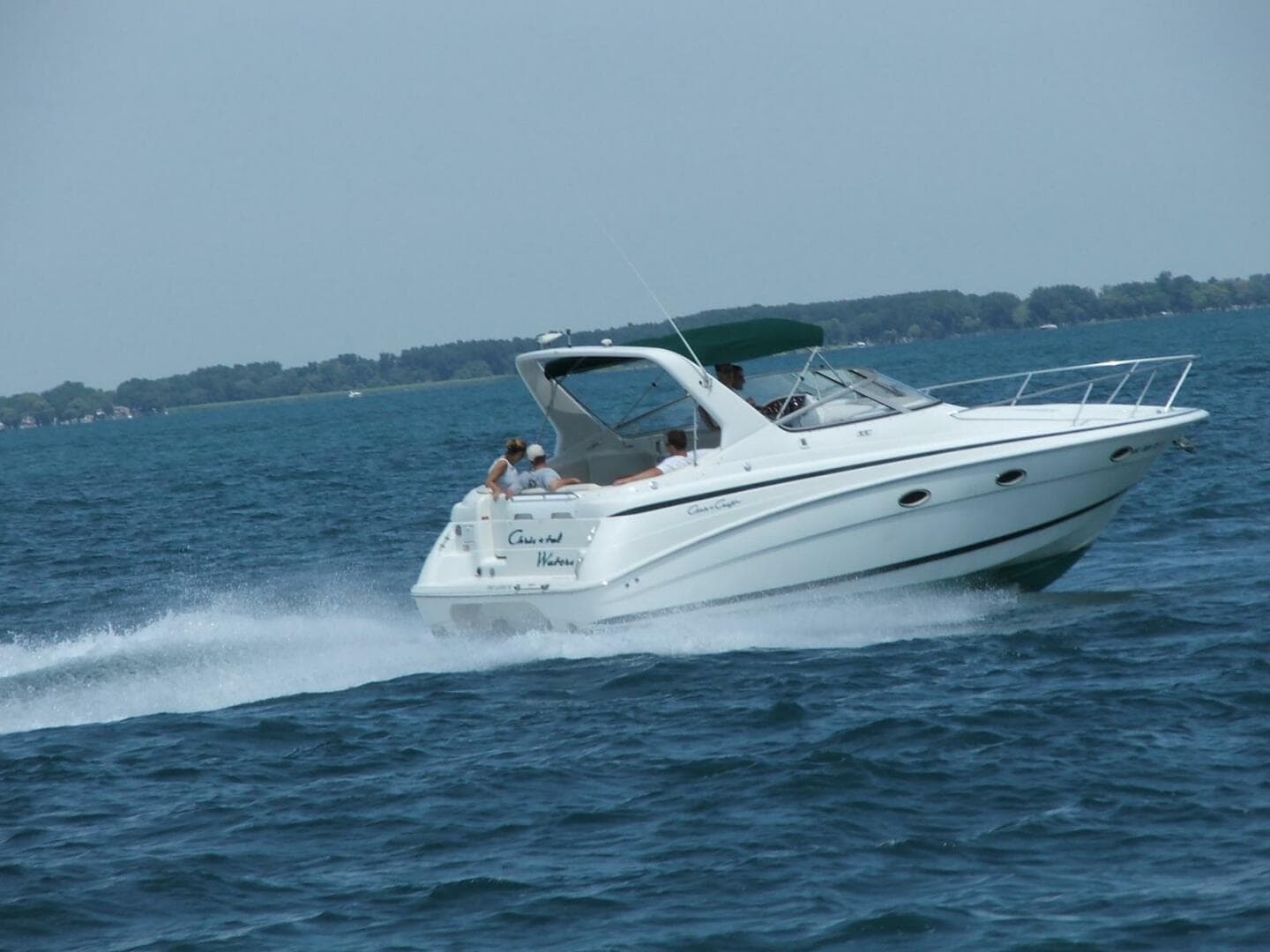 1998 Chris-Craft 320 Express Cruiser — photo 2