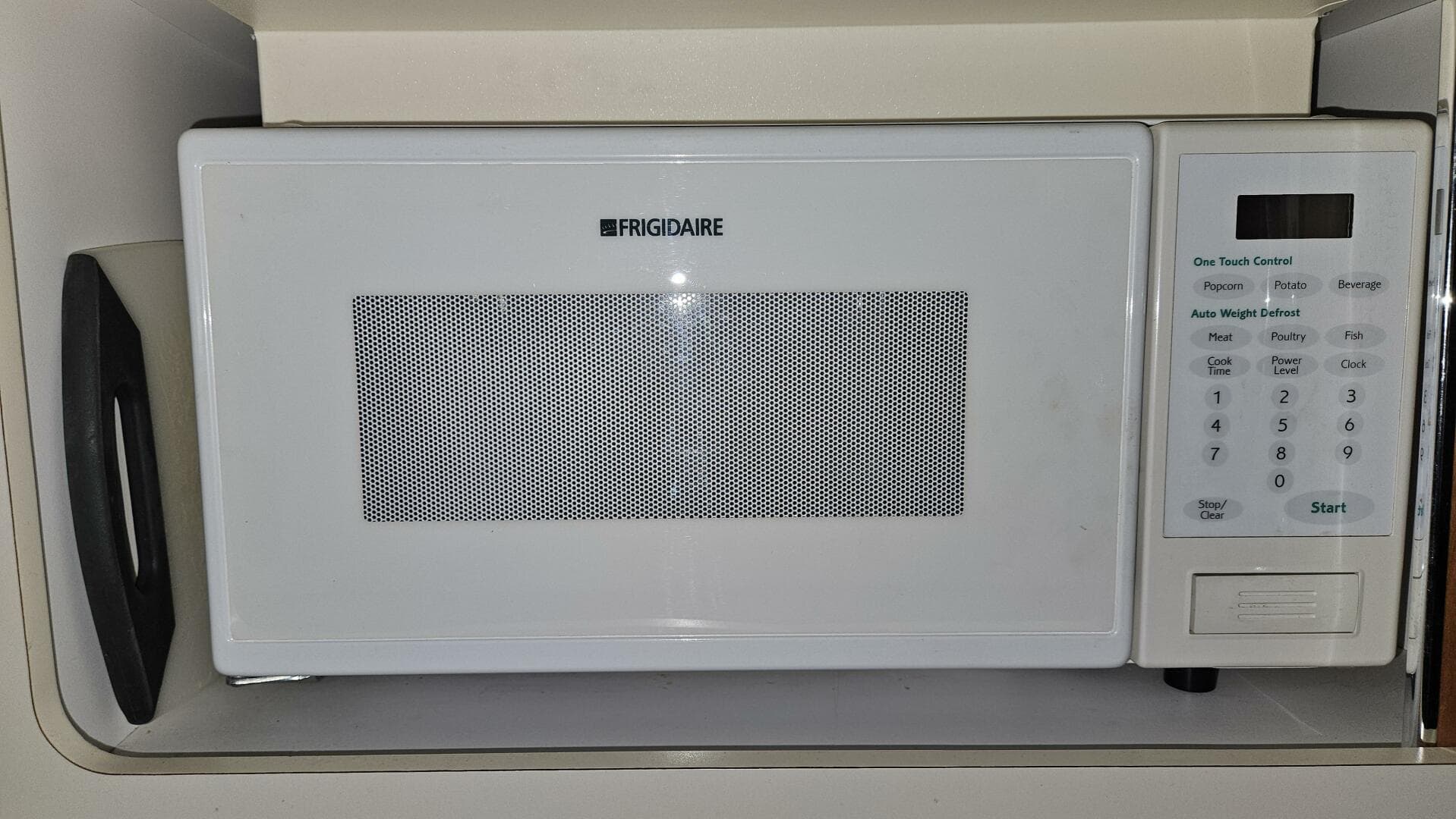 1998 Chris-Craft 320 Express Cruiser — photo 29