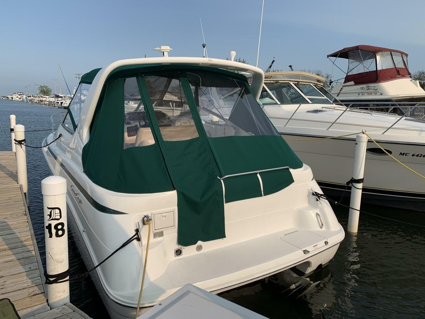 1998 Chris-Craft 320 Express Cruiser — photo 8