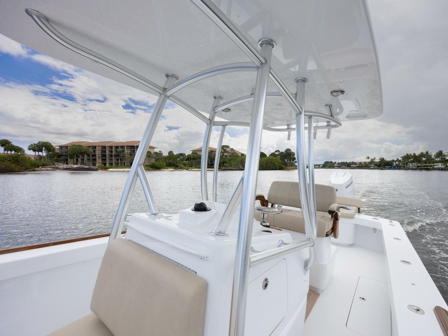 2024 Custom Carolina 26 — photo 16