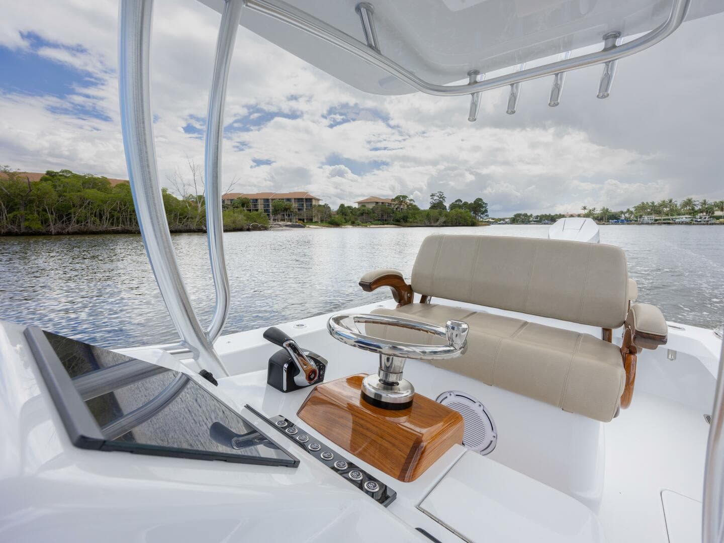 2024 Custom Carolina 26 — photo 18