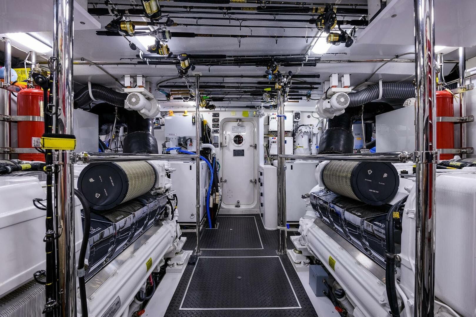 2009 Pacific Mariner — photo 62