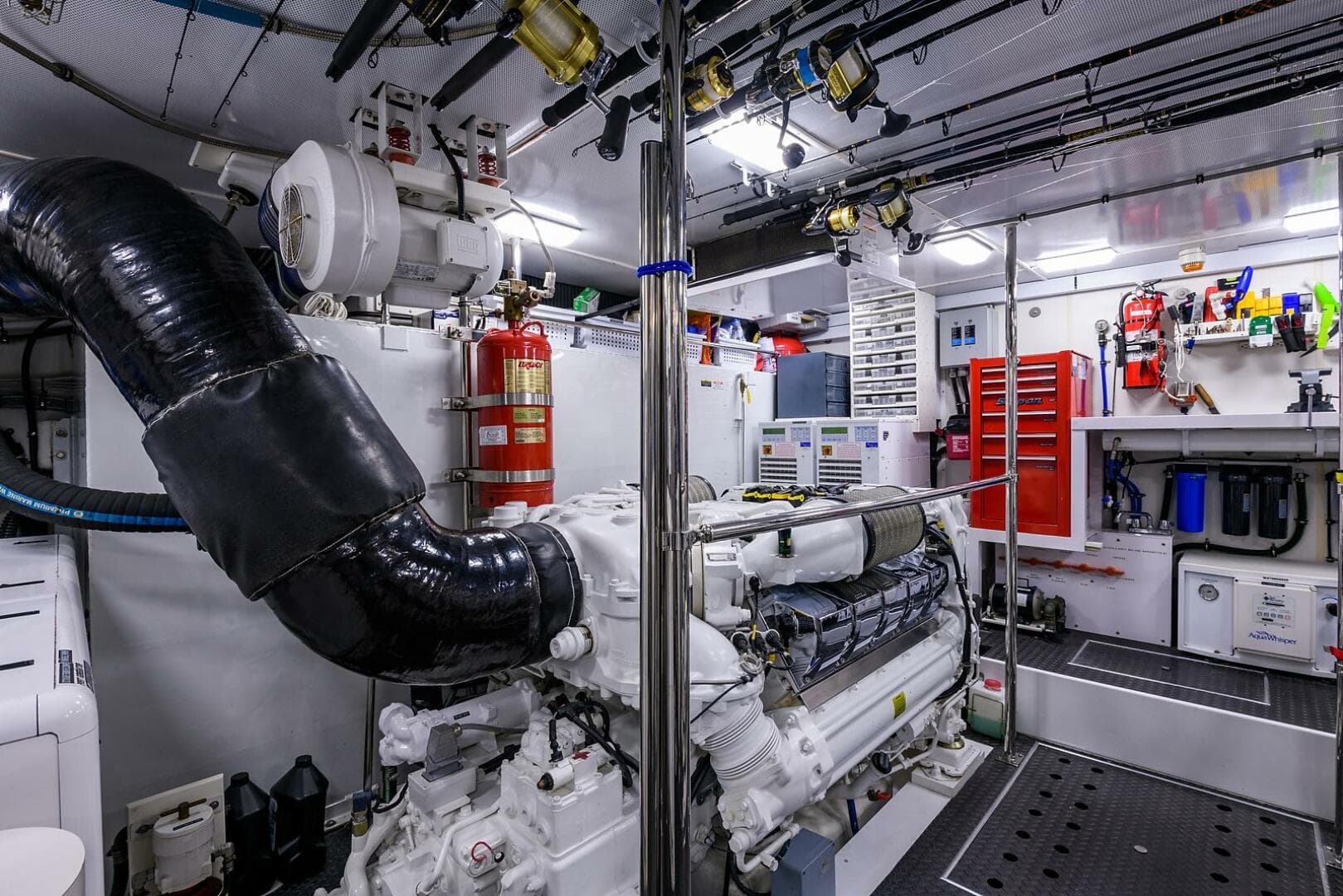 2009 Pacific Mariner — photo 58