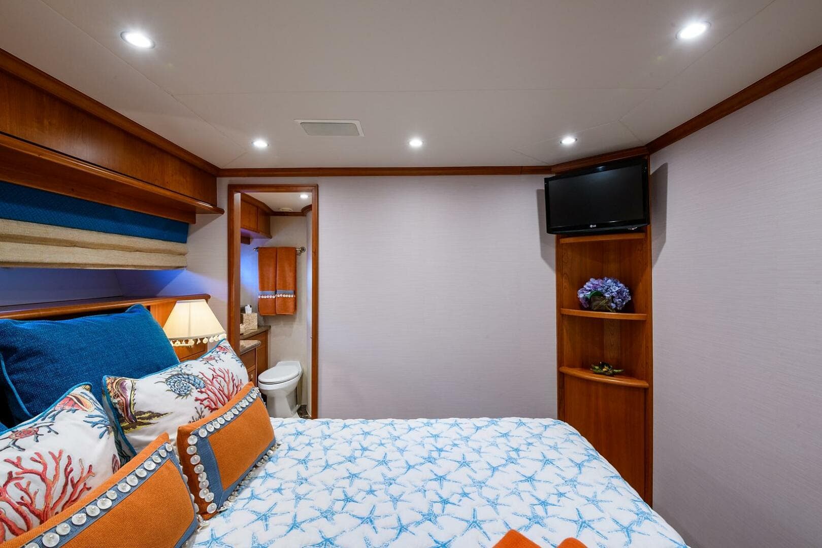 2009 Pacific Mariner — photo 38