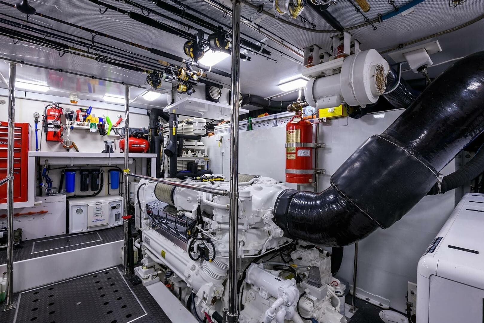 2009 Pacific Mariner — photo 59