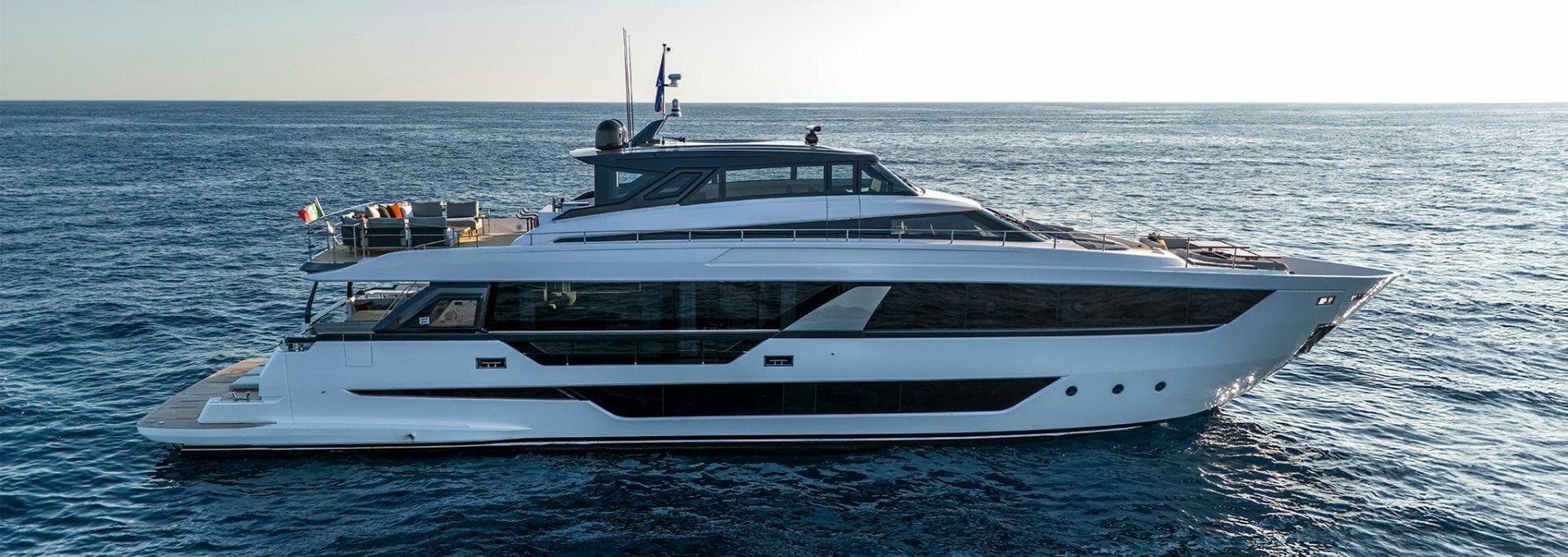 2022 Ferretti Yachts Skydeck — photo 2