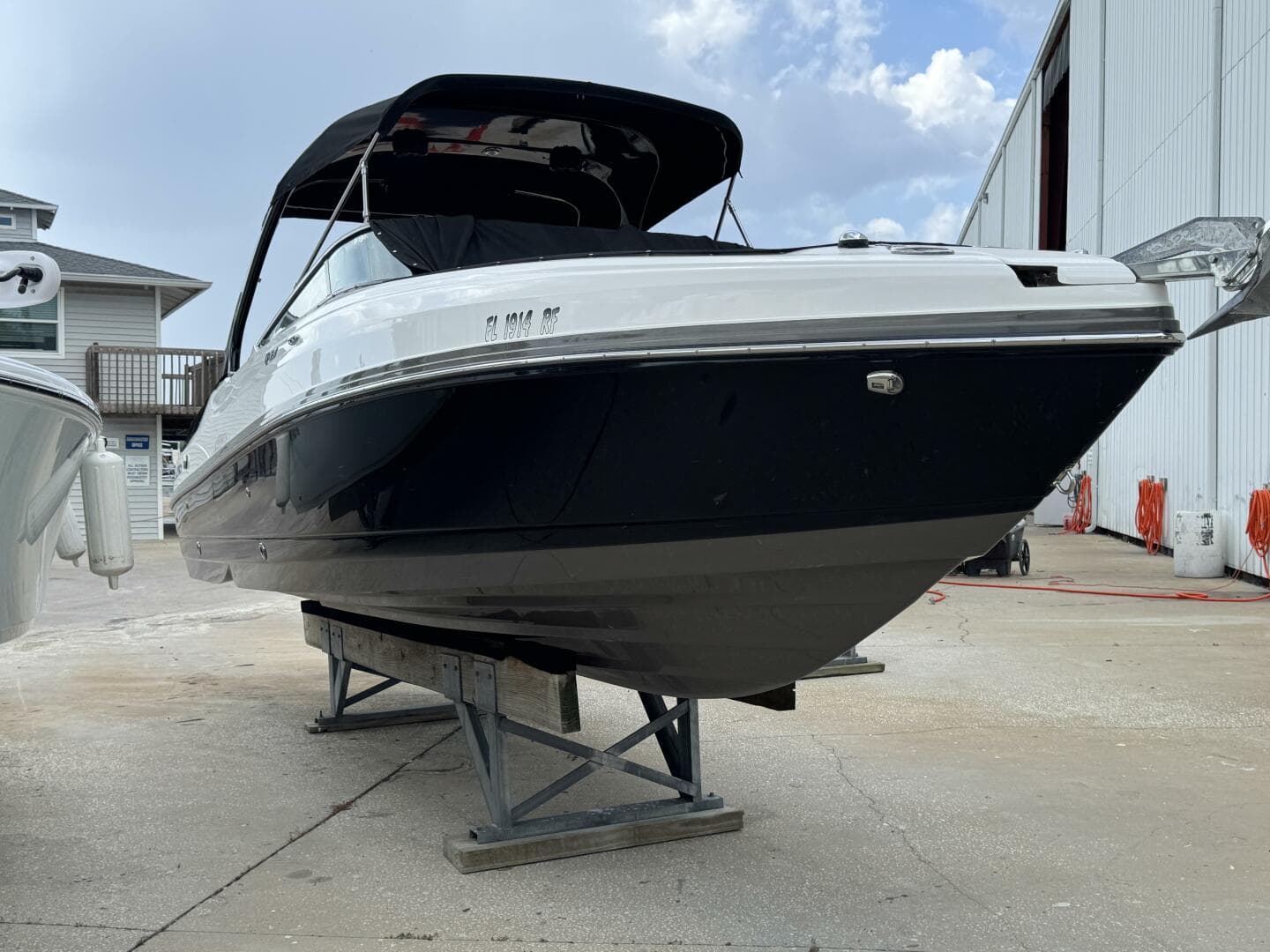 2017 Rinker 29 Qx — photo 4