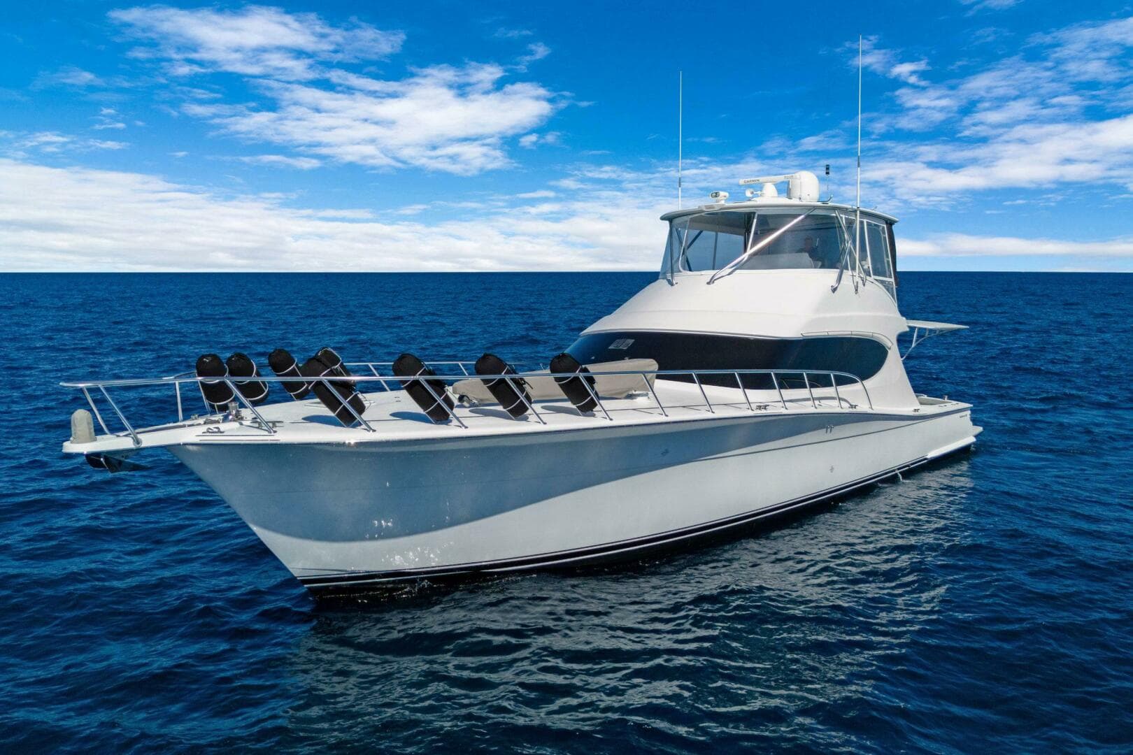 2016 Hatteras GT 63 — photo 2