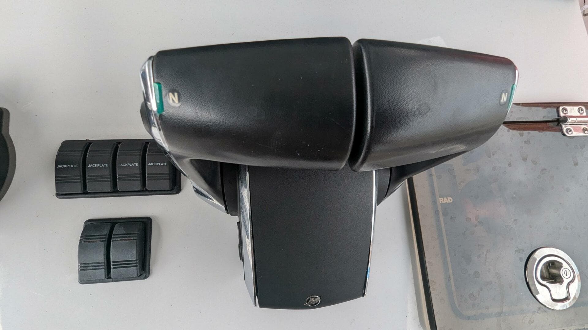 2021 Vela Boatworks 368 Center Console — photo 26