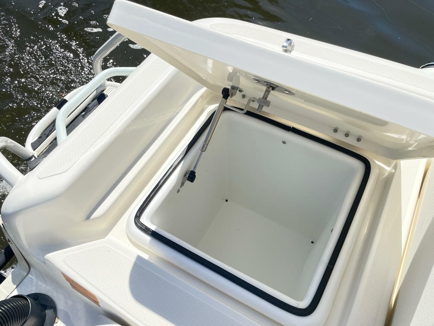 2022 Skeeter SX 2550 — photo 30