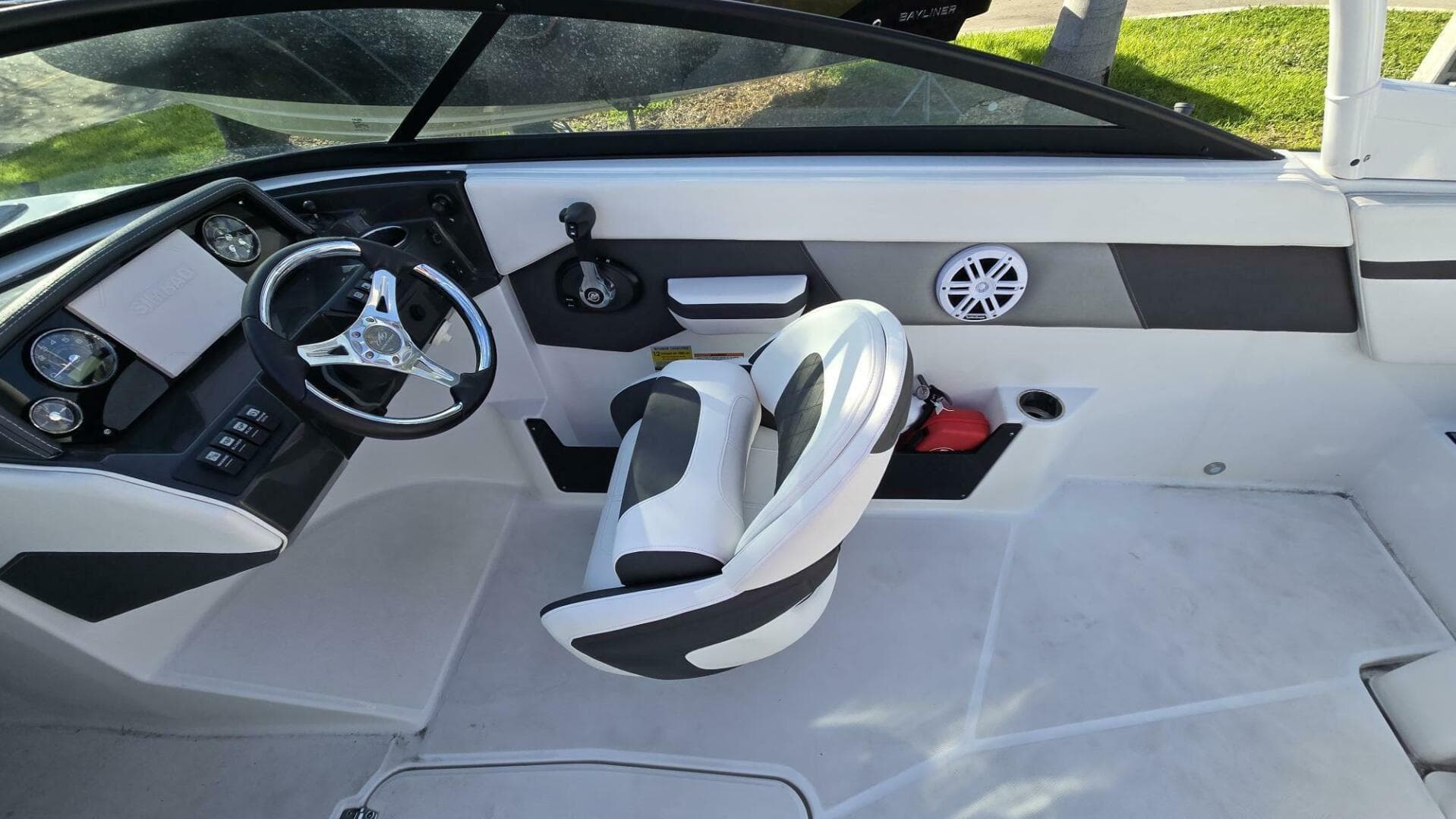 2023 Monterey M225 — photo 9