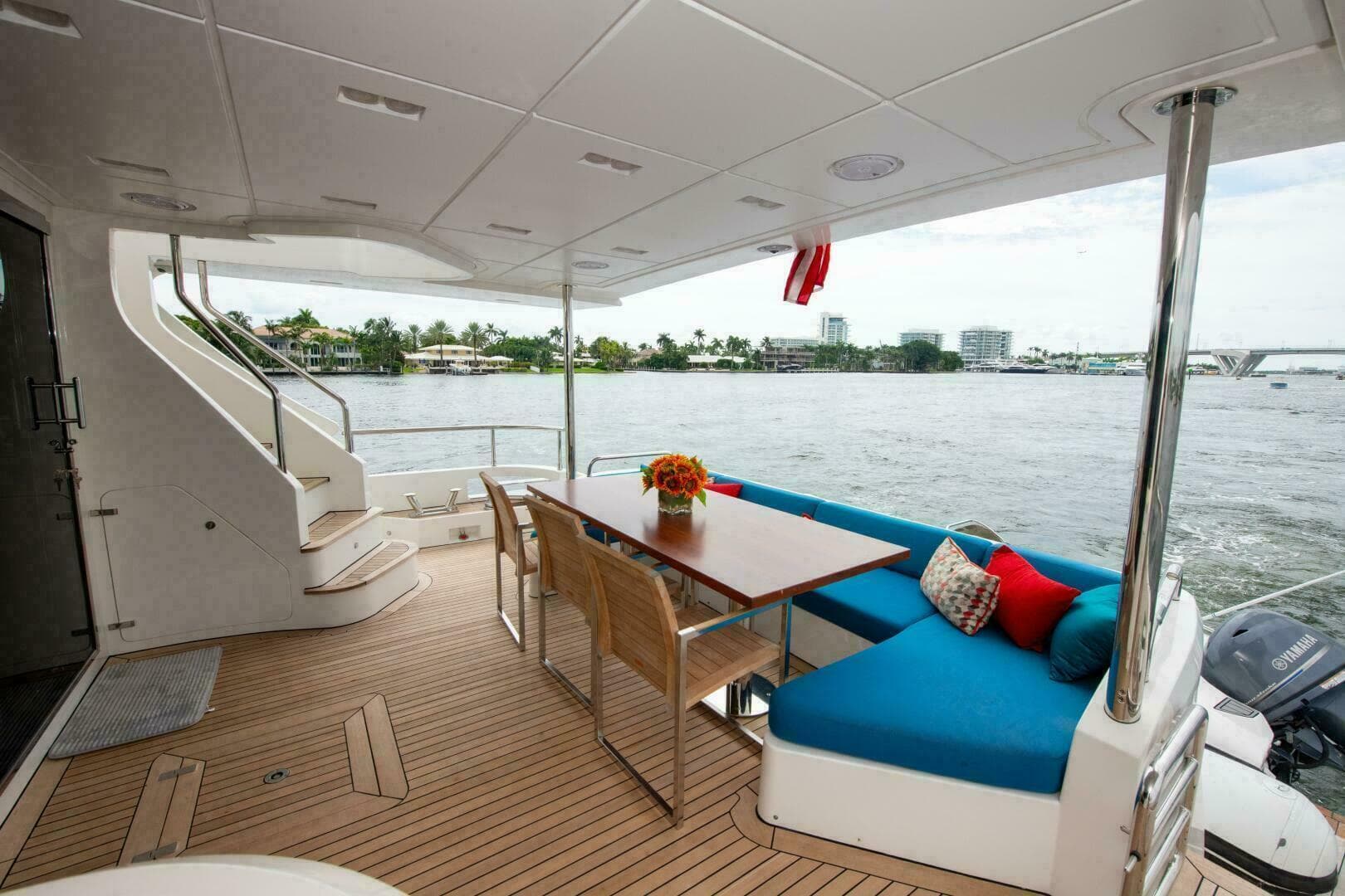 2017 Azimut Flybridge — photo 6