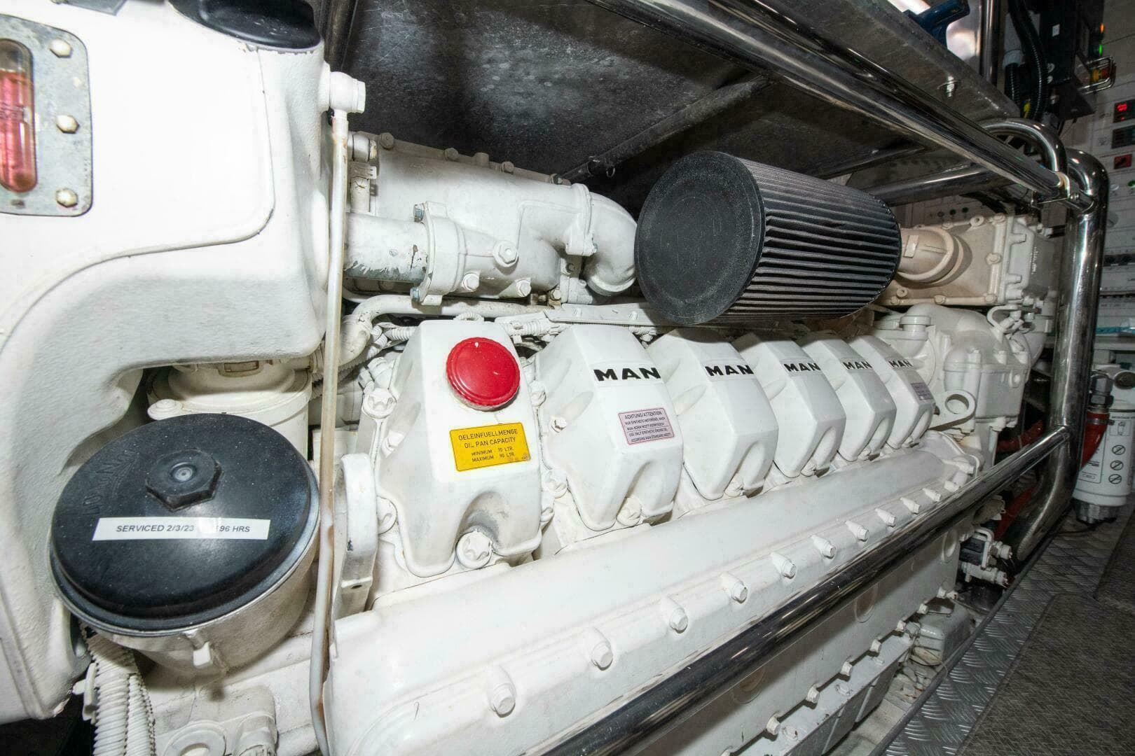 2017 Azimut Flybridge — photo 38