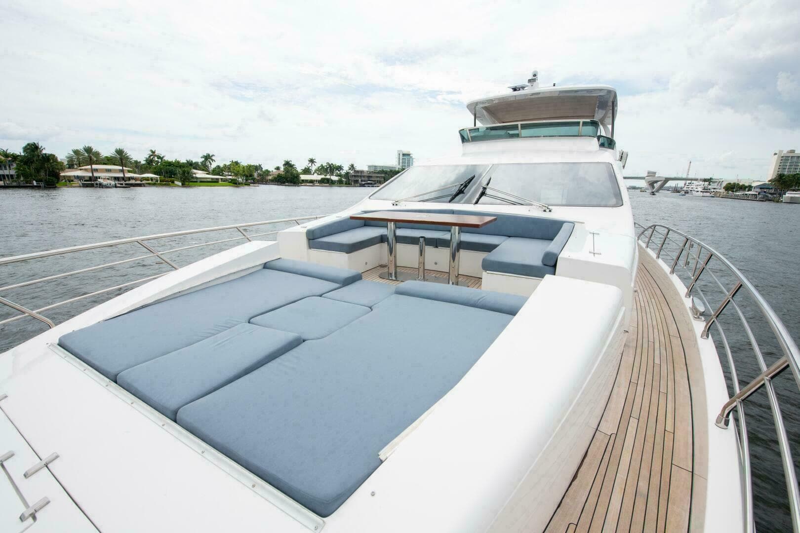 2017 Azimut Flybridge — photo 32