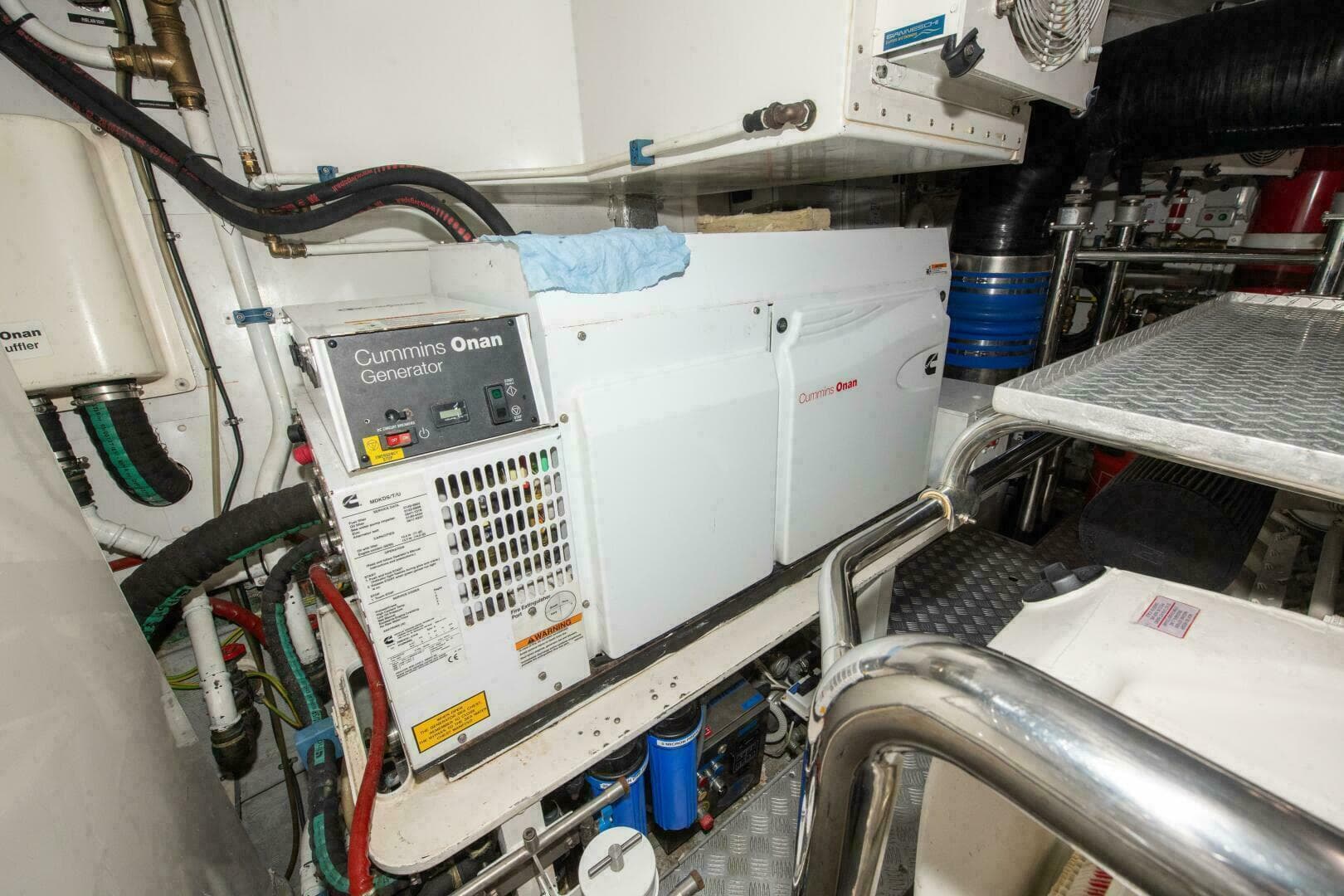 2017 Azimut Flybridge — photo 37