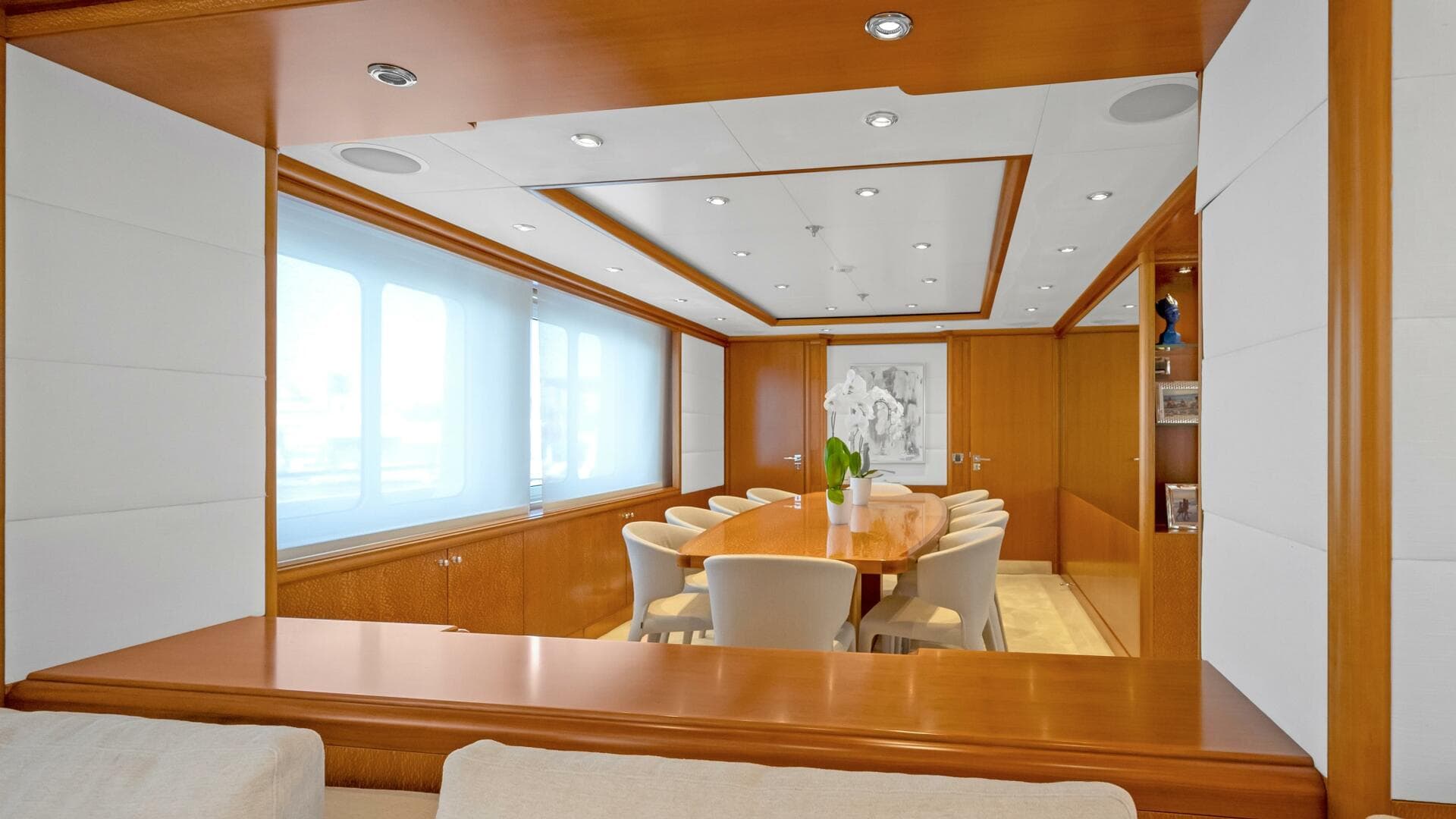 2003 Royal Denship Motor Yacht — photo 19