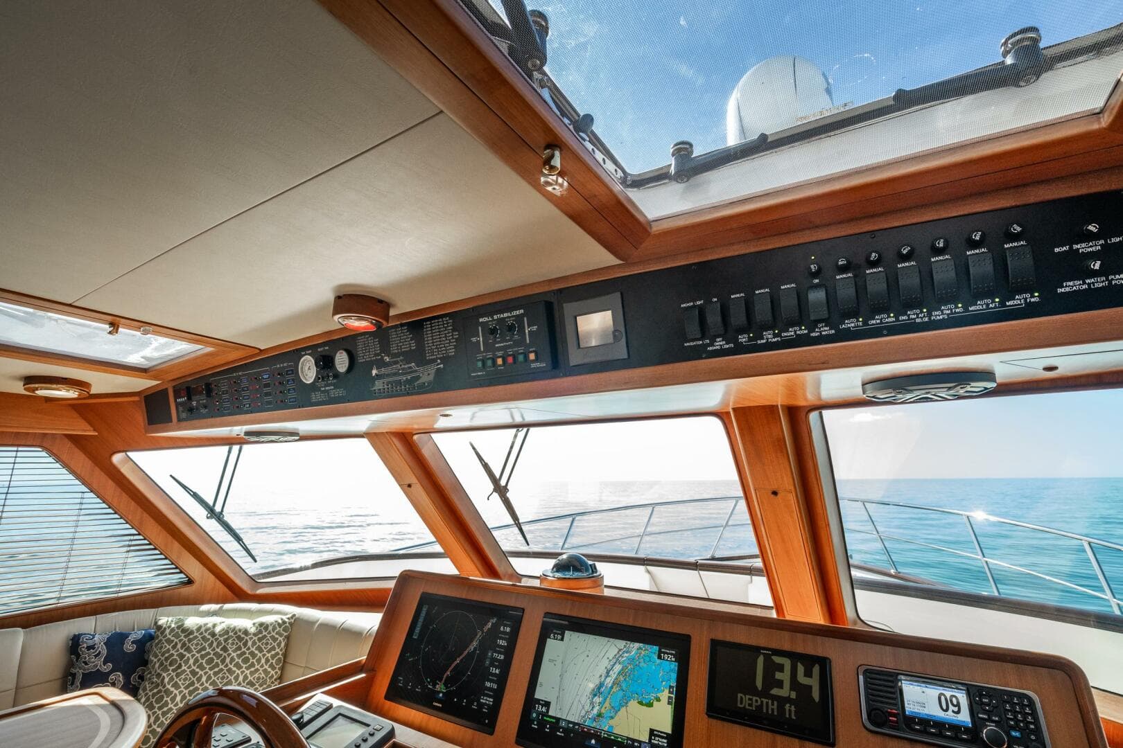 2011 Marlow 57 Explorer — photo 78