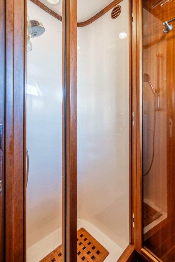 2011 Marlow 57 Explorer — photo 112