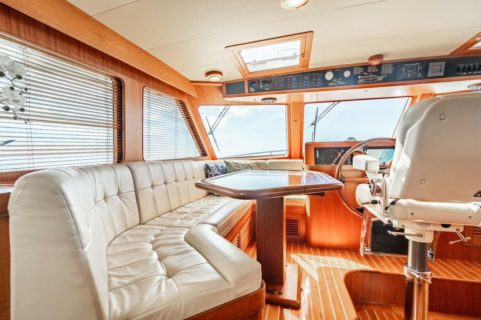 2011 Marlow 57 Explorer — photo 87