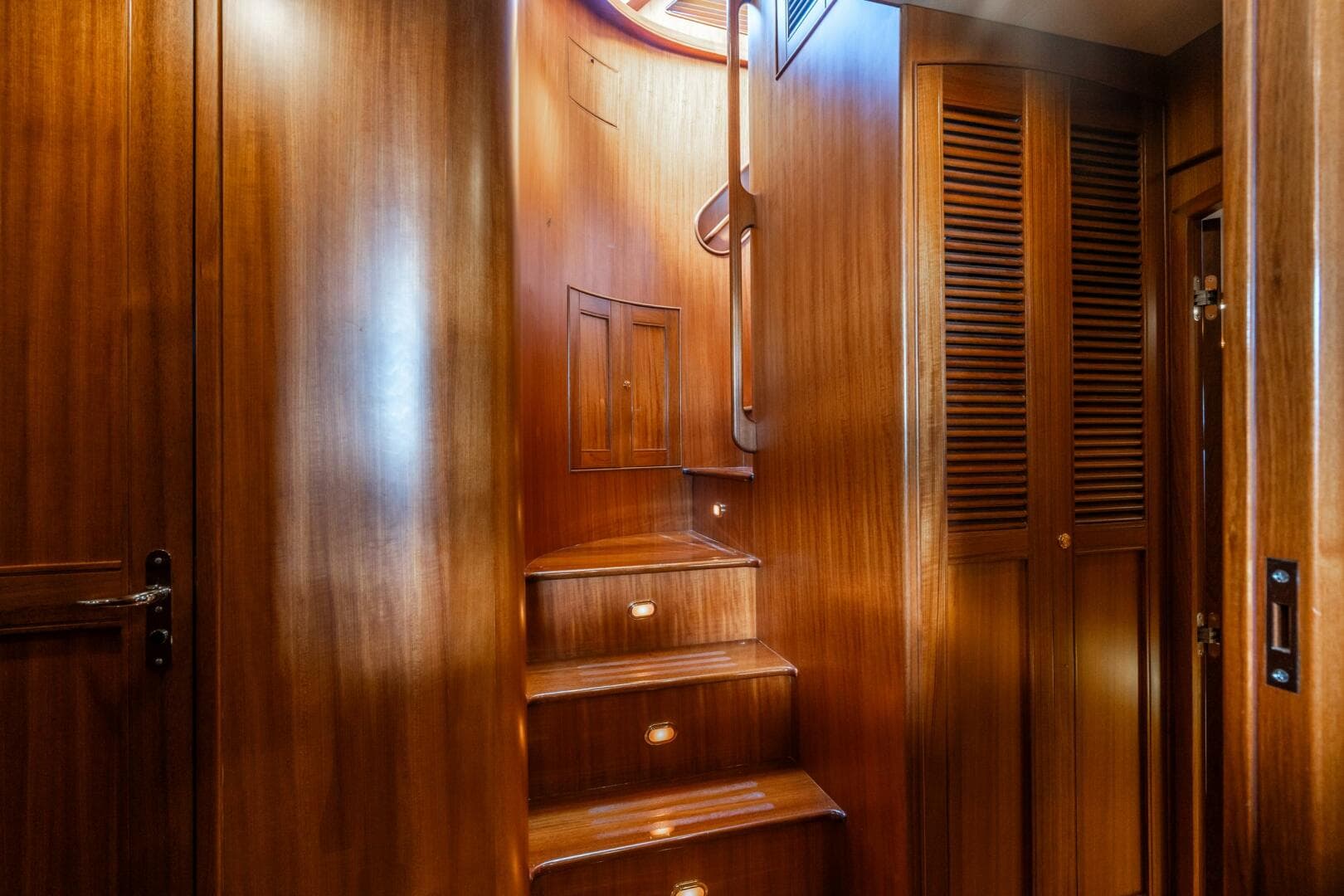 2011 Marlow 57 Explorer — photo 100