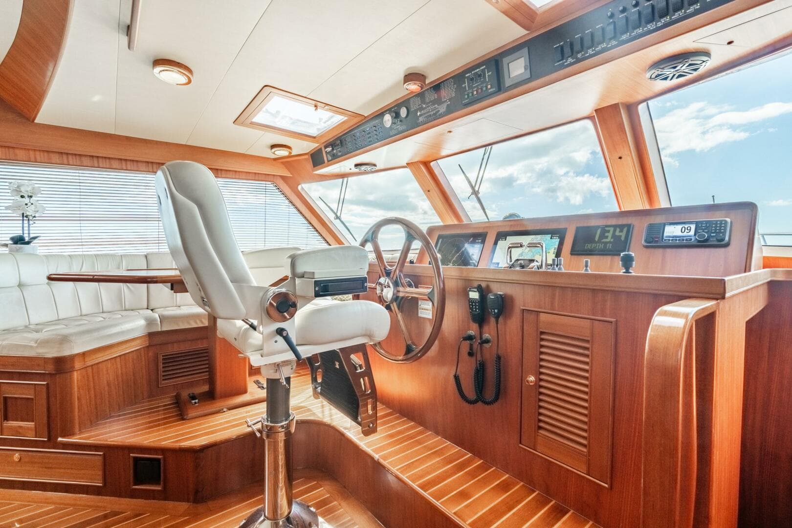 2011 Marlow 57 Explorer — photo 85