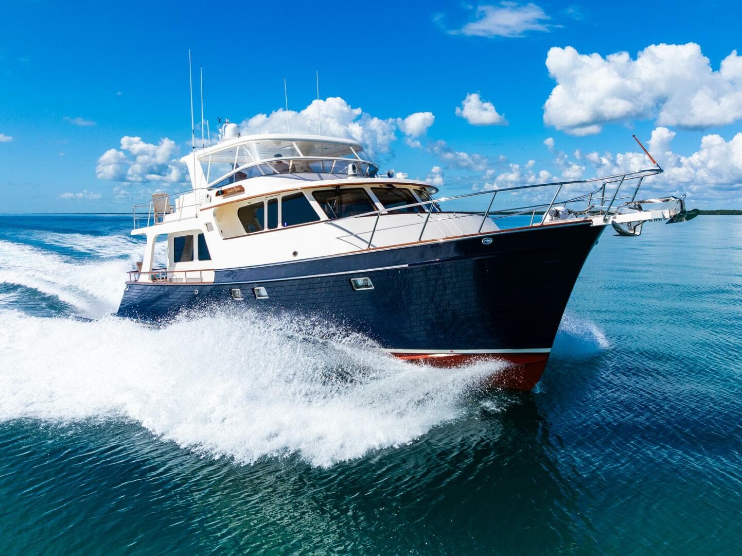 2011 Marlow 57 Explorer — photo 1