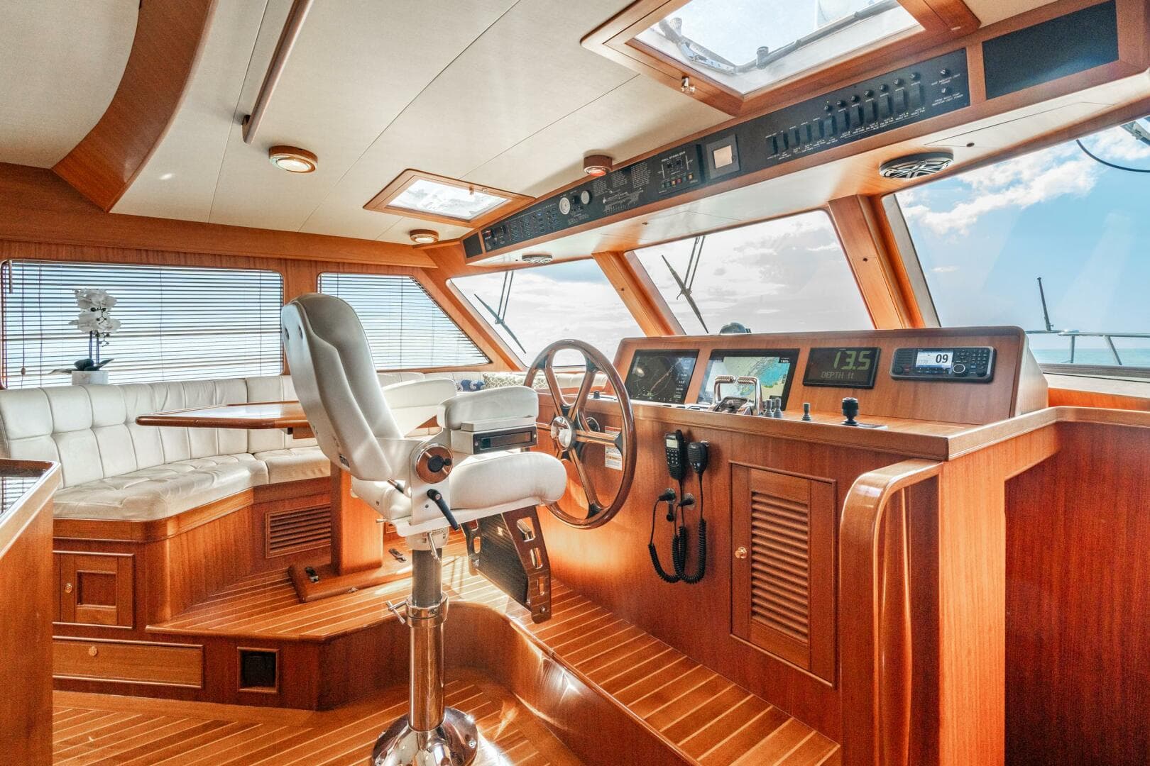 2011 Marlow 57 Explorer — photo 75