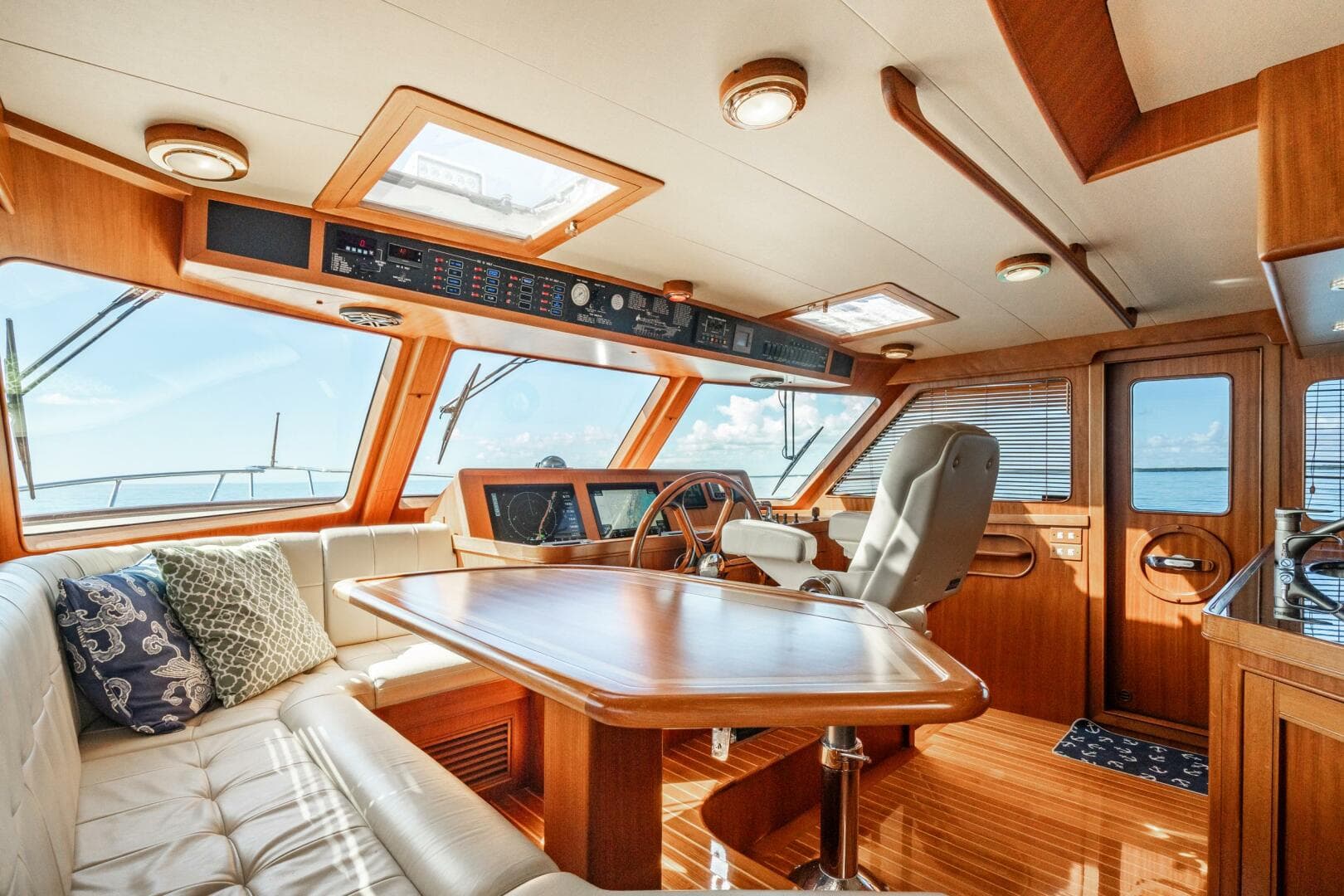 2011 Marlow 57 Explorer — photo 84