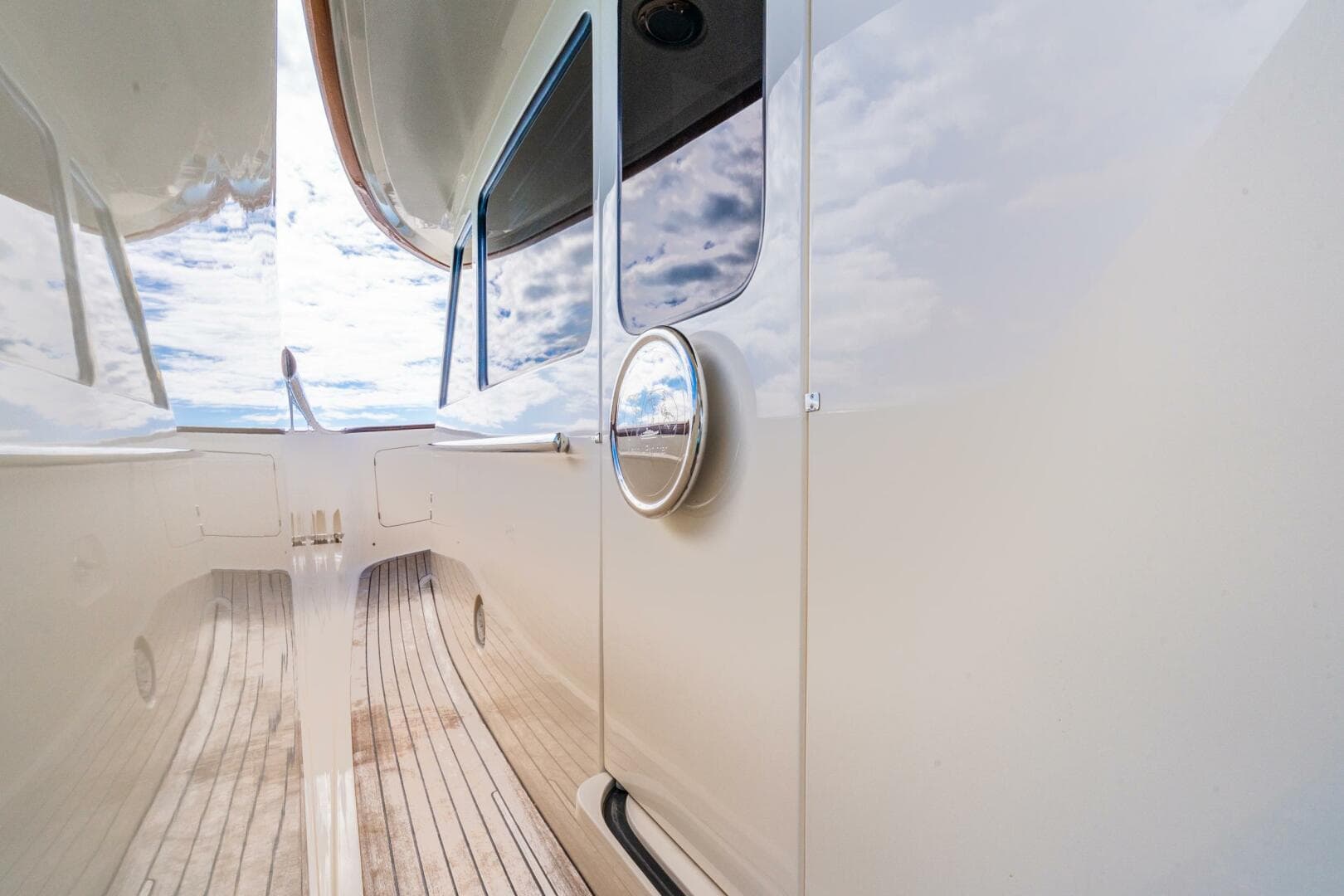 2011 Marlow 57 Explorer — photo 68