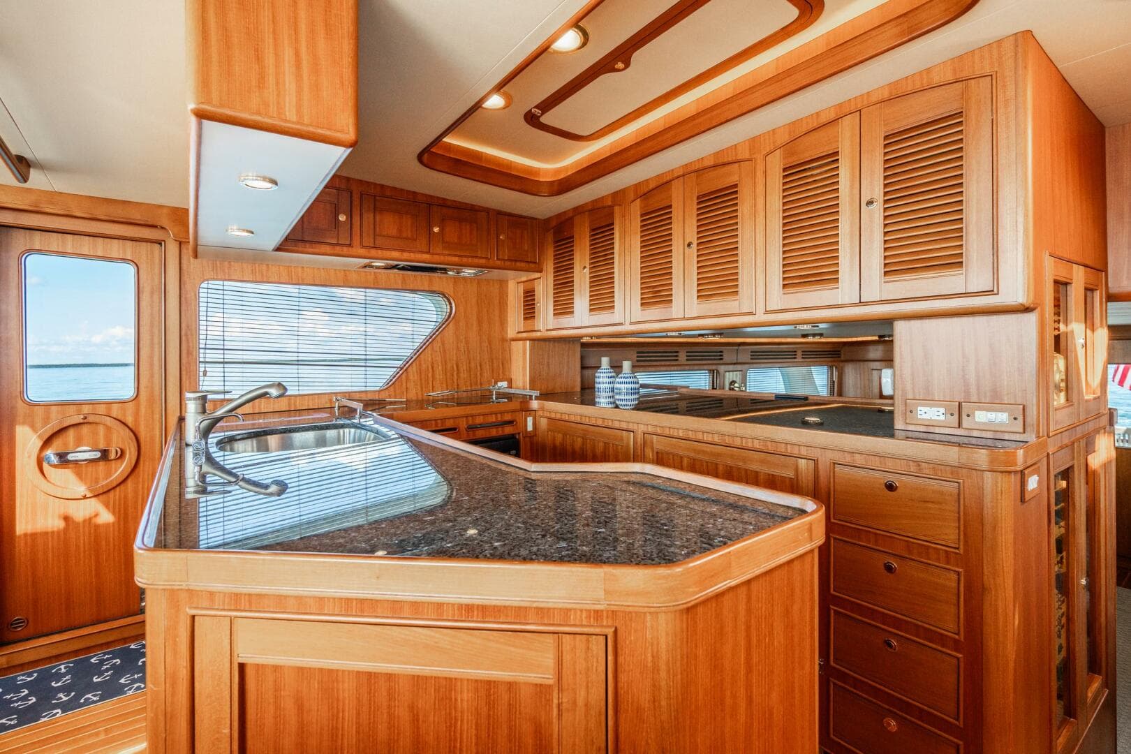 2011 Marlow 57 Explorer — photo 89