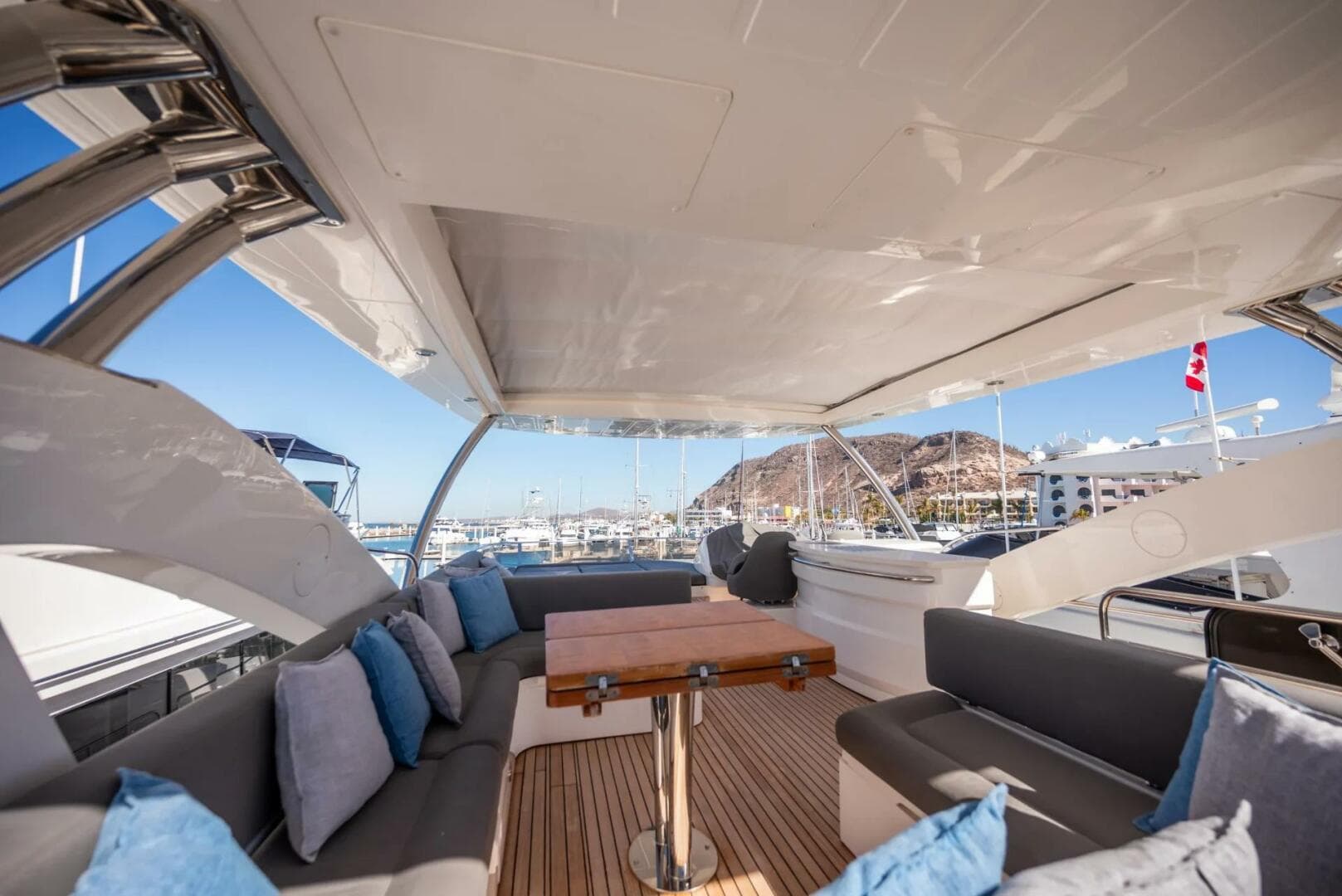 2015 Sunseeker 75 — photo 30