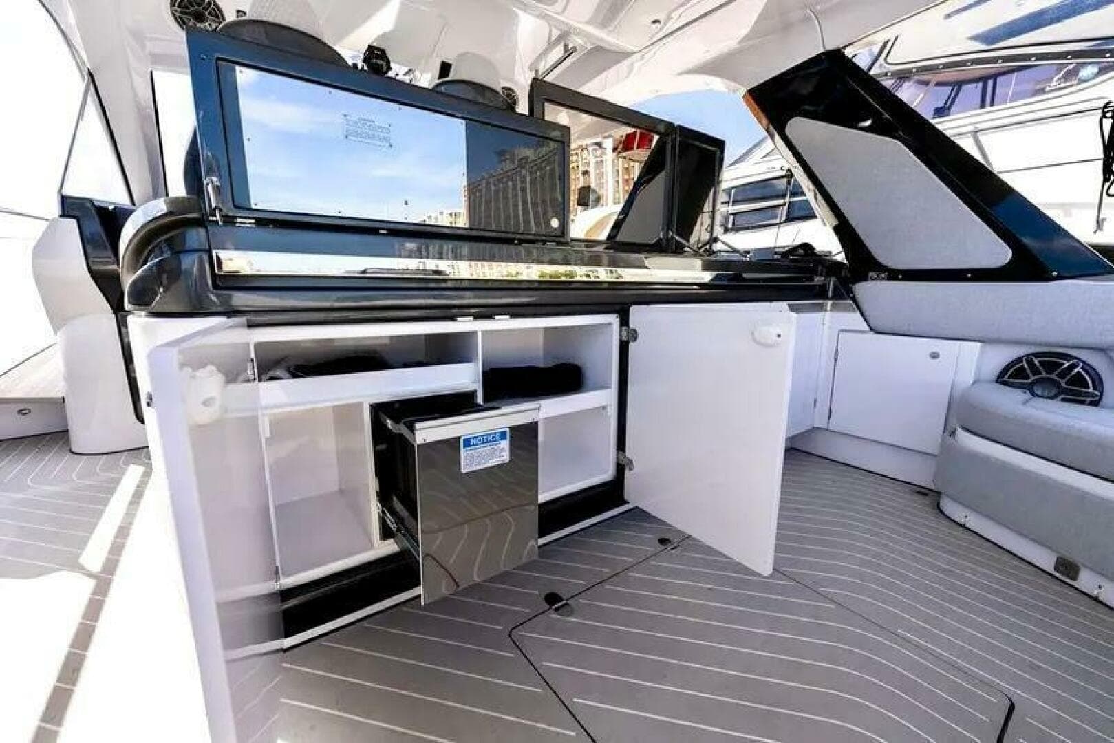 2023 Azimut Verve 47 — photo 15