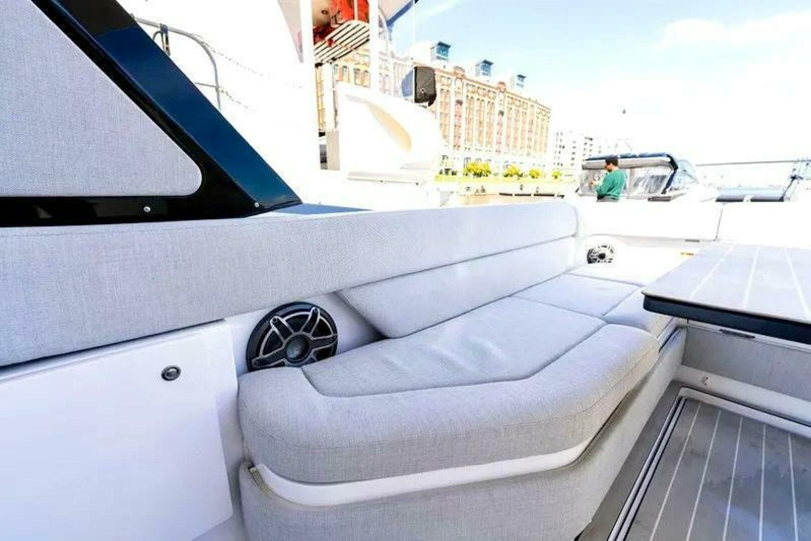 2023 Azimut Verve 47 — photo 18