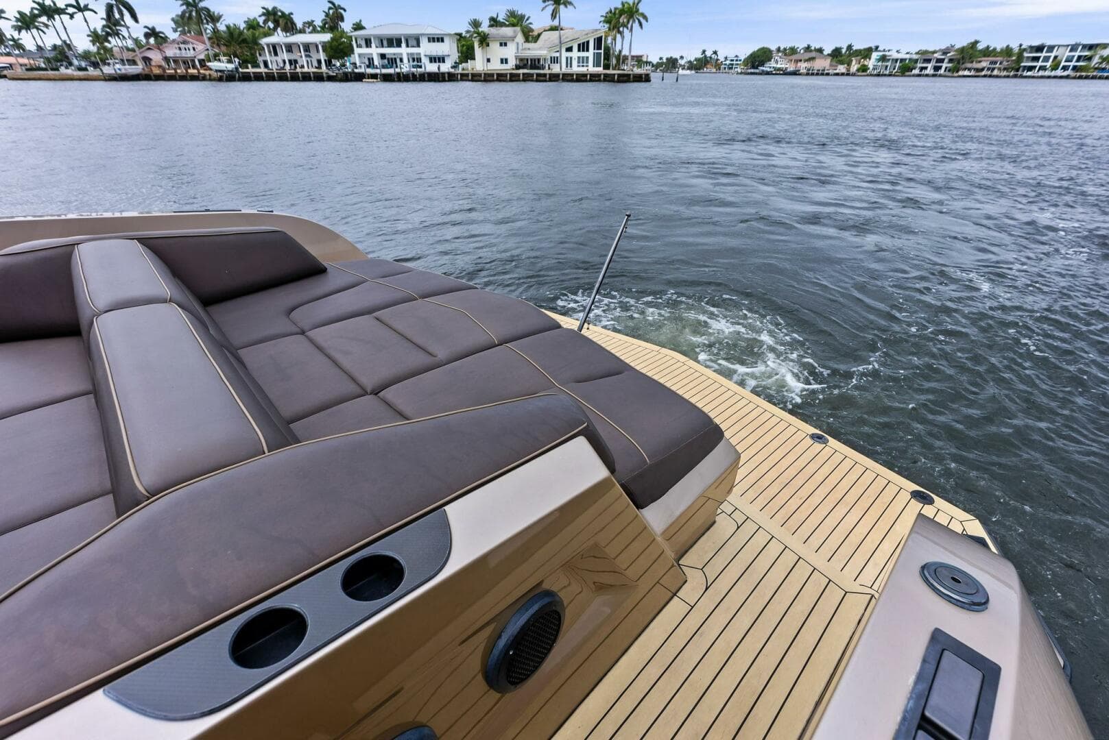 2022 Vanquish Yachts Vq 45 — photo 22