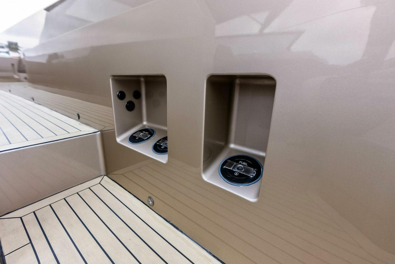 2022 Vanquish Yachts Vq 45 — photo 39