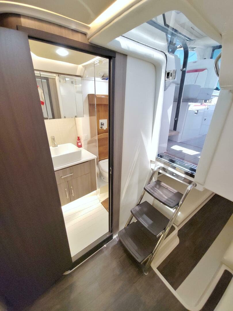 2021 Regal 36 Xo — photo 56