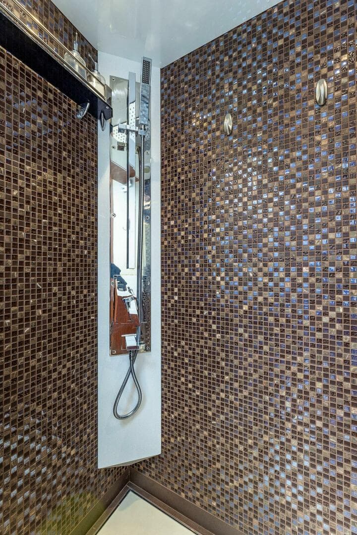 2019 Galeon 640 Fly — photo 24