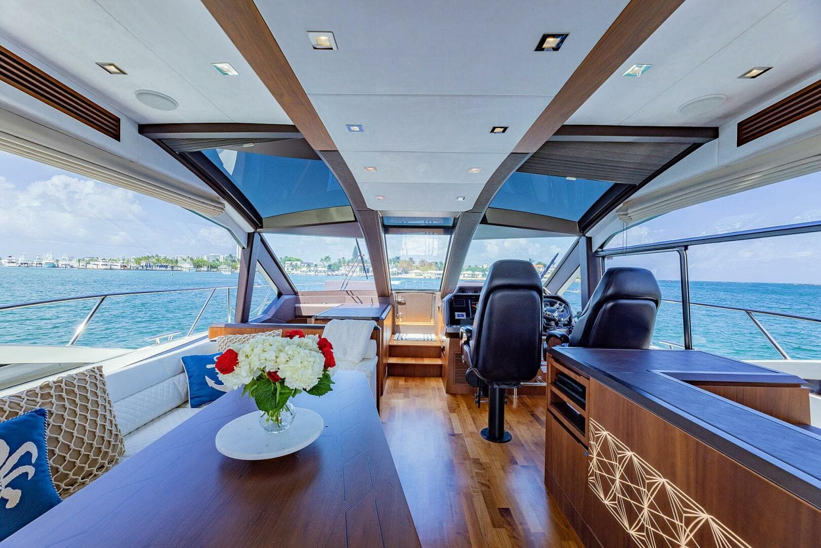2019 Galeon 640 Fly — photo 14