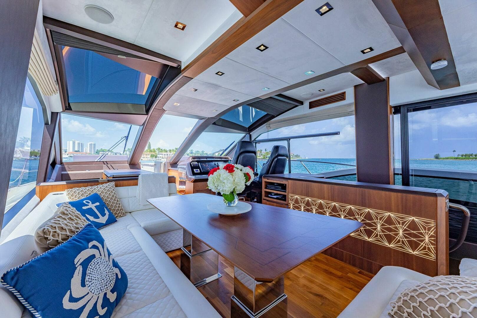 2019 Galeon 640 Fly — photo 13